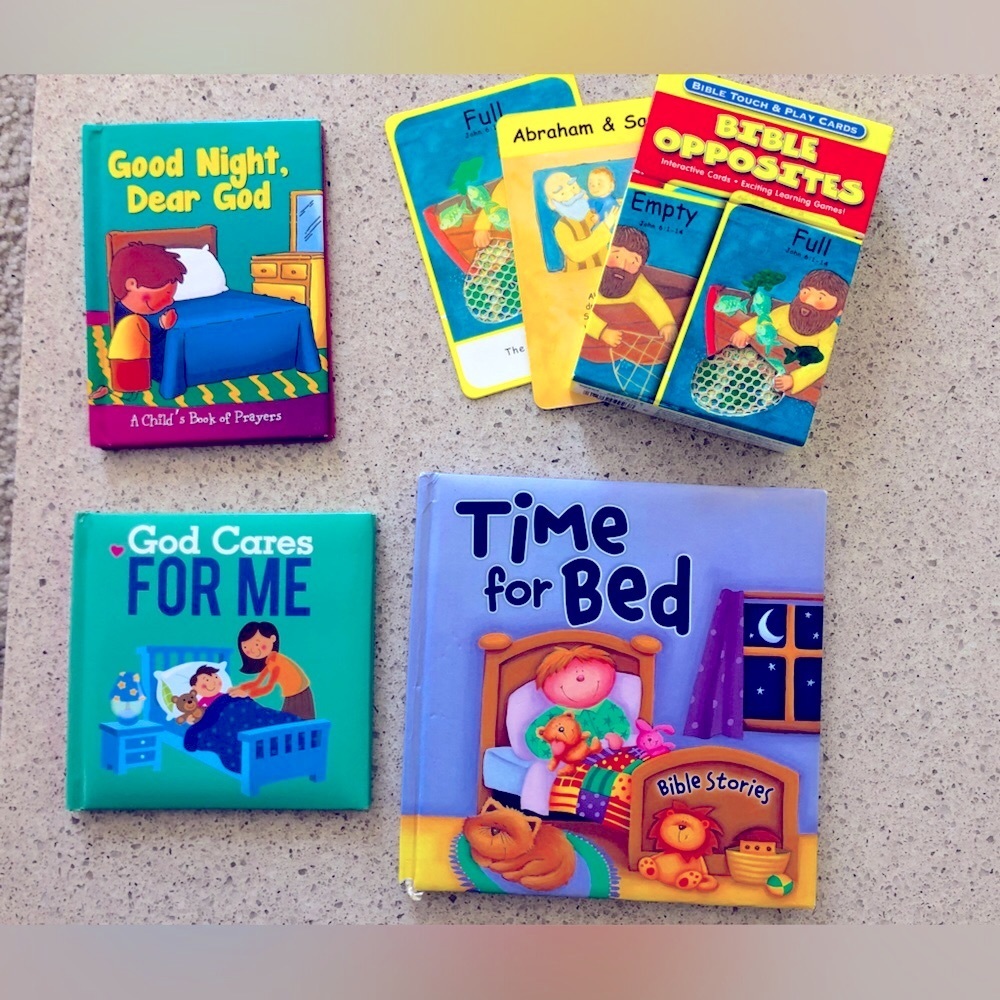 Books and Play Card Bundle - 4 items for children